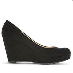 A.N.A. Kenny Black Wedge Pumps